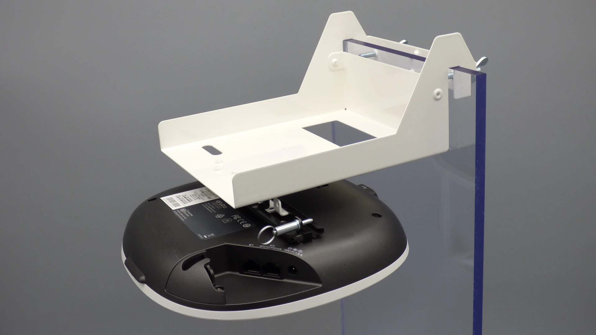 Industrial light ceiling mount v2 for Aruba Access Points Industrial light ceiling mount v2 for Aruba Access Points