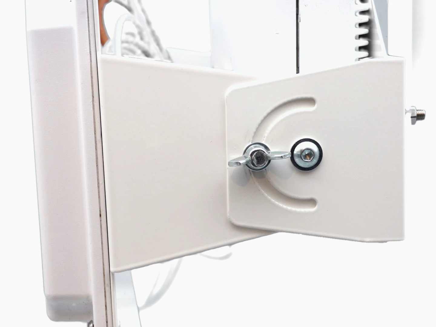 Combined mount for Cisco Access Points and Patch Antenna Combined mount for Cisco Access Points and Patch Antenna